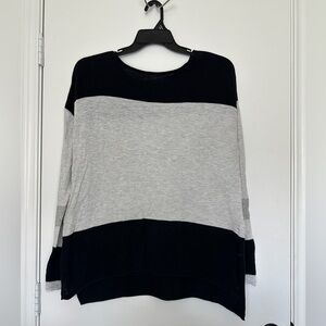 Vince Cotton Black/Gray Color Block Lightweight Long Sleeve Sweater Size Large